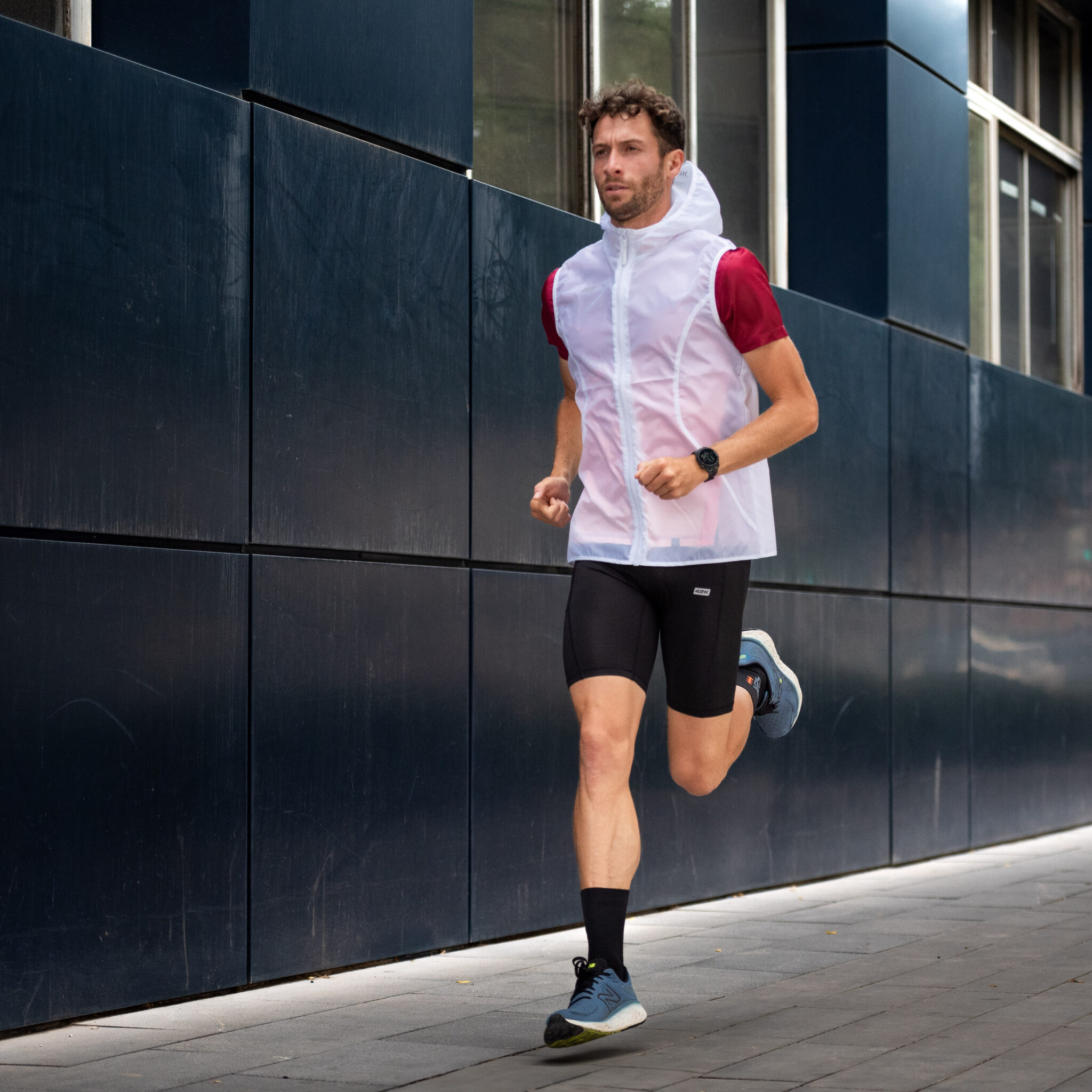 Leggings curtos de running 4TRACK Short unissexo 9